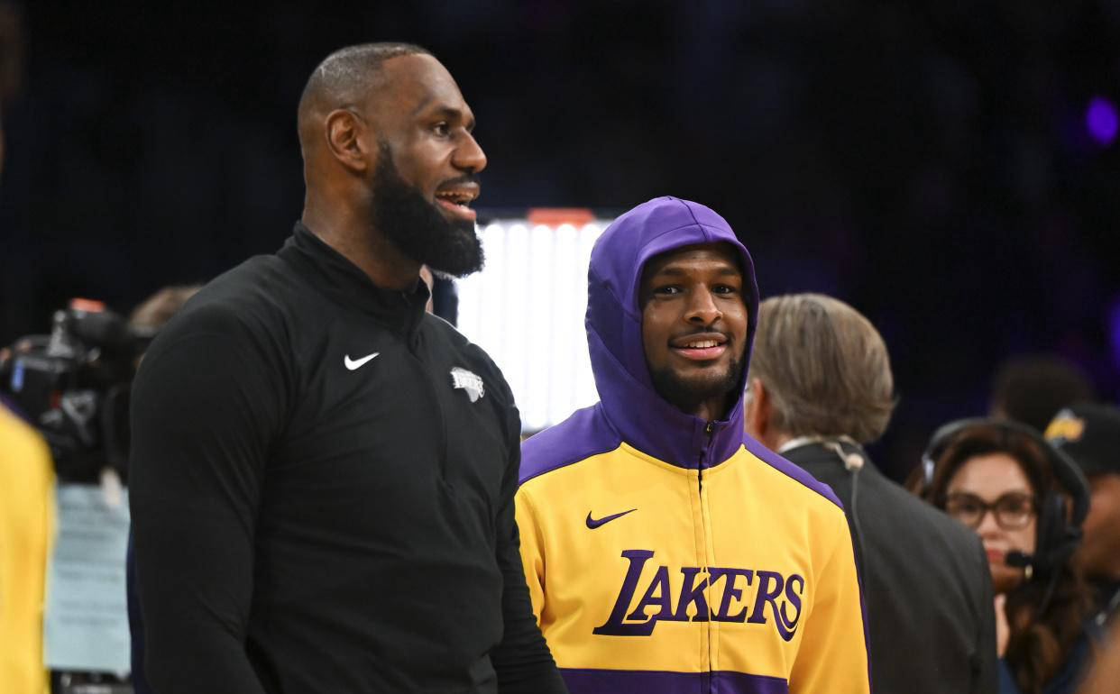 詹姆斯遭遇巴萨夺冠，NBA局势紧张