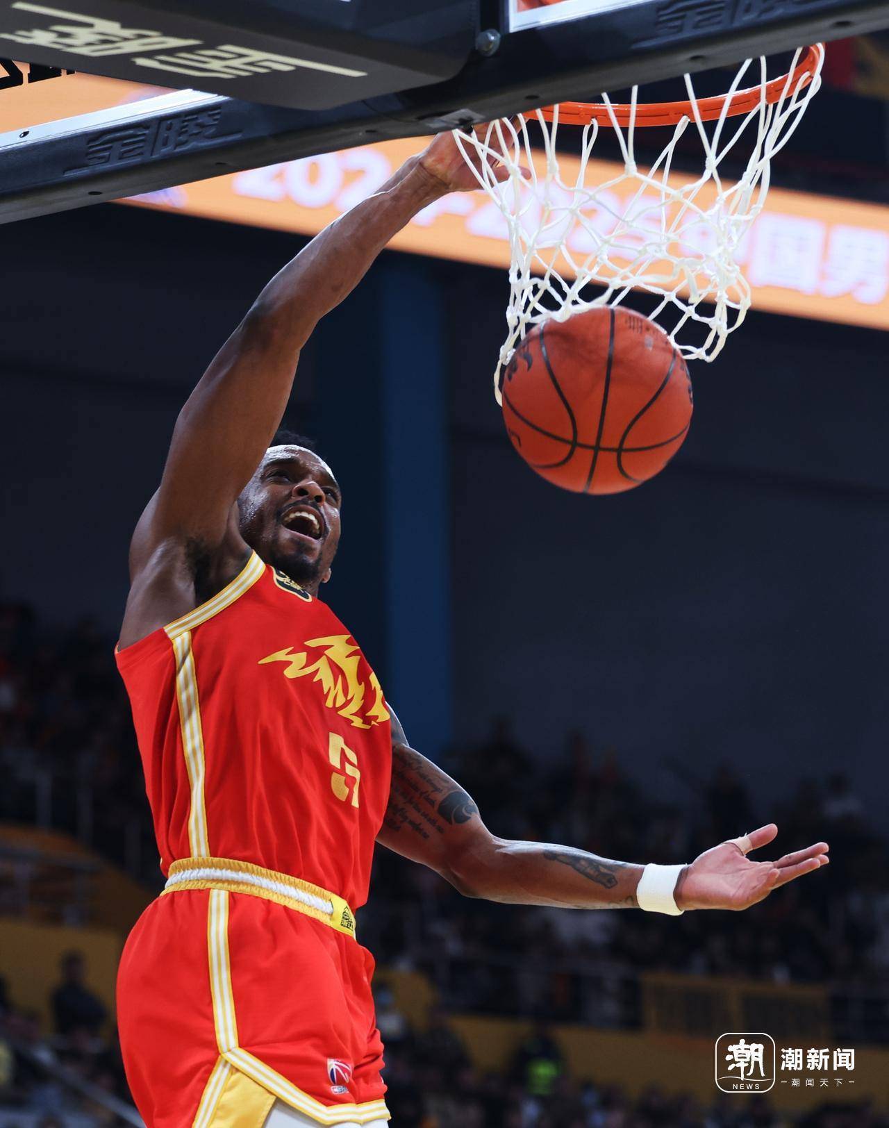 开云体育app-连胜势头难挡！CBA豪取十连胜的简单介绍