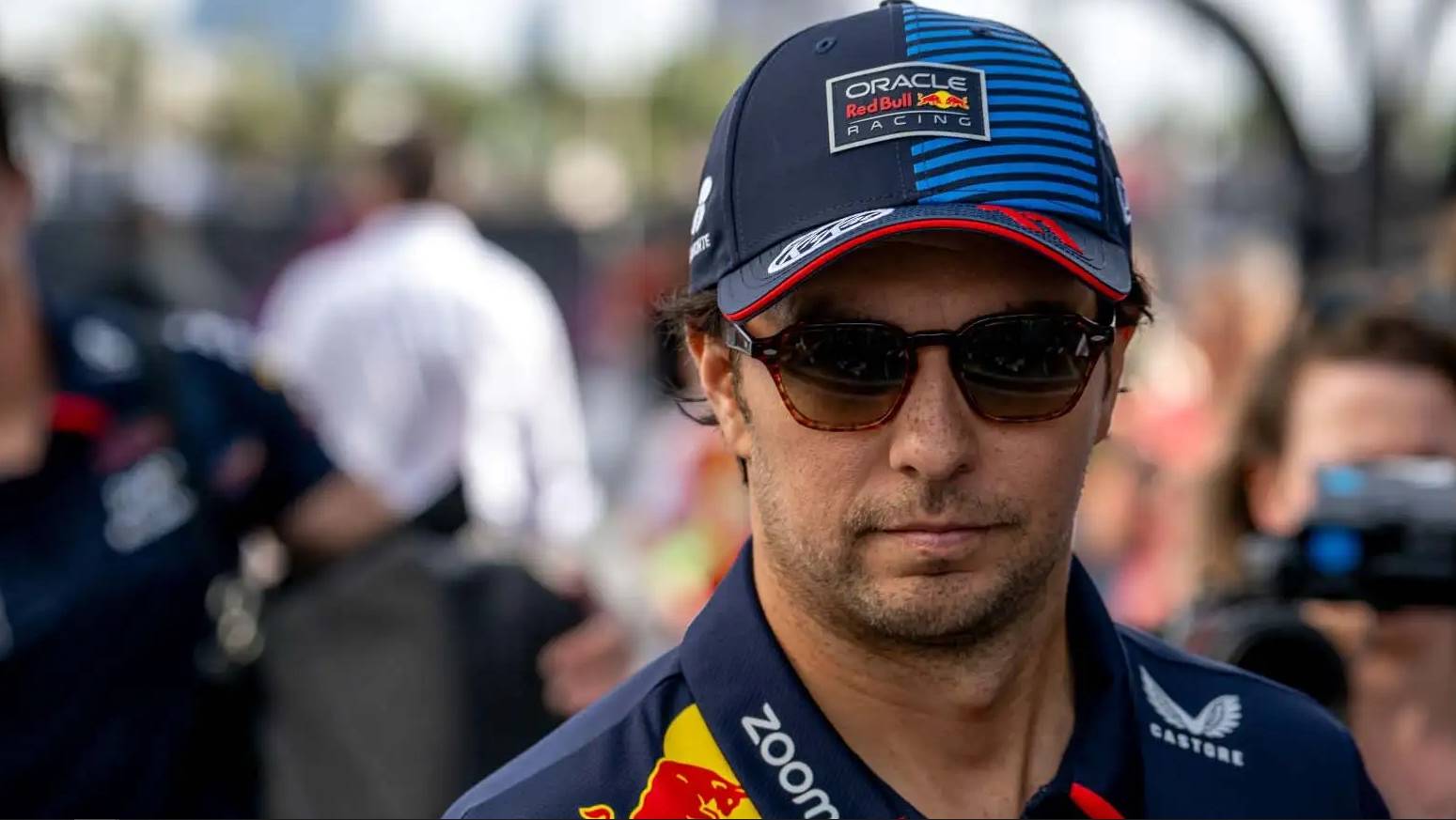 迈凯伦完胜红牛车队,佩雷兹惊艳四座 迈凯伦完胜红牛车队,佩雷兹惊艳四座