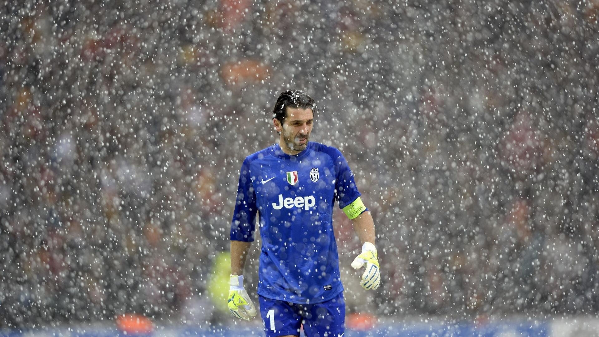 开云体育APP下载-红黑旗帜与天蓝防线之间，贝林厄姆的纪录如何擦肩而过？