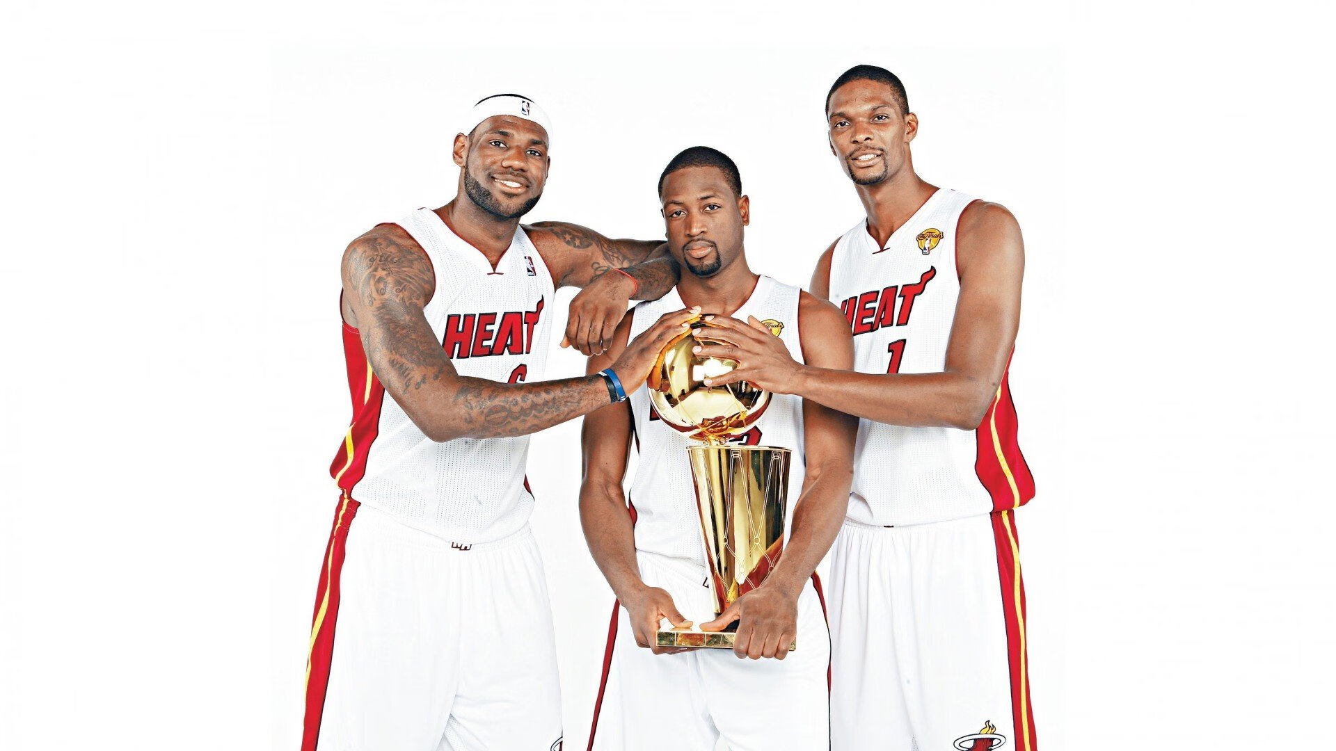 巨星之光与团队之火,从塔图姆的战场到辽宁队的凯旋