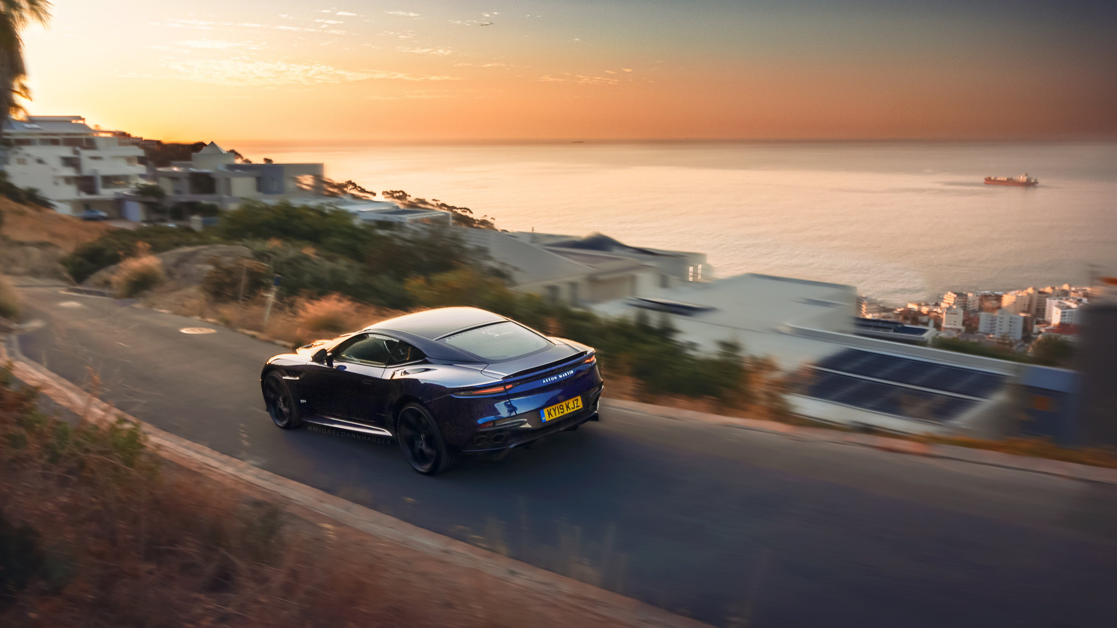 绿茵场与石油权杖，当贝林厄姆一球击穿北欧神话