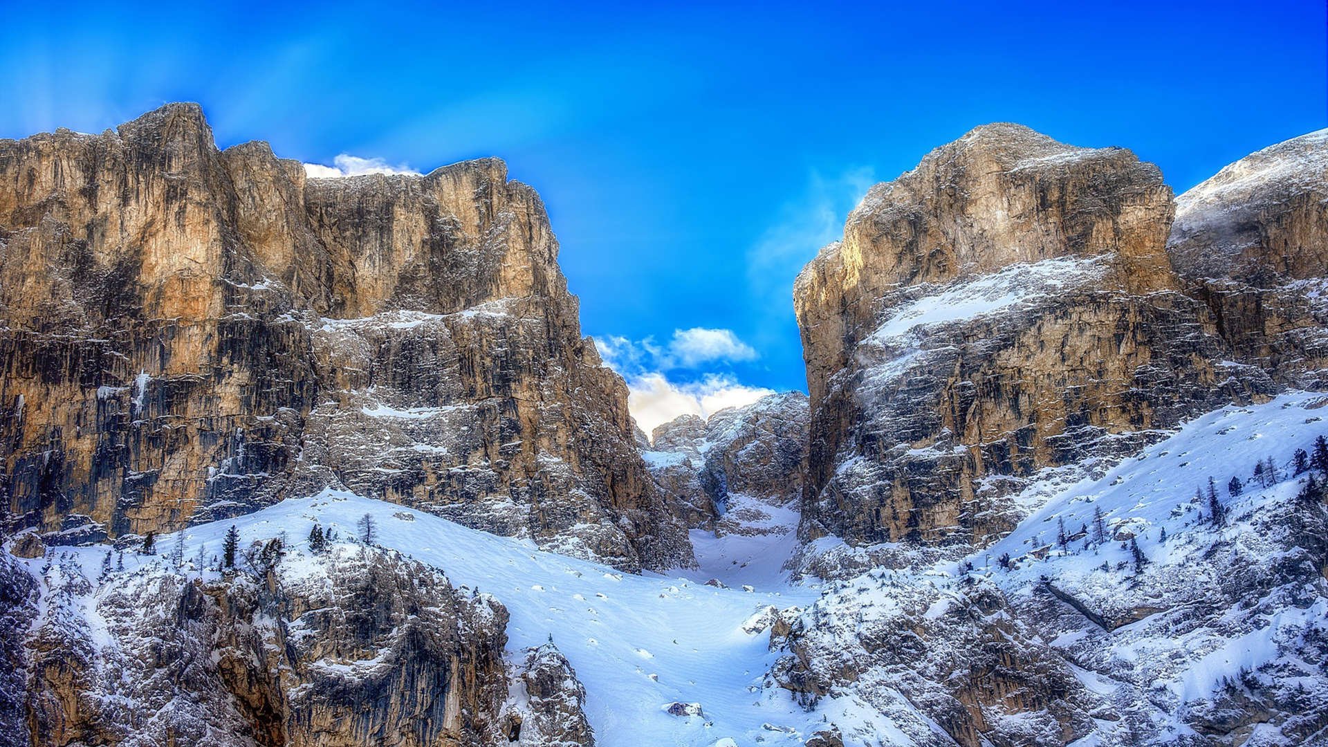 意甲焦点战激战正酣，浙江队淘汰老鹰彰显进步
