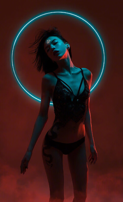 赛场双城记，从绿茵场到硬木地板的英雄赞歌